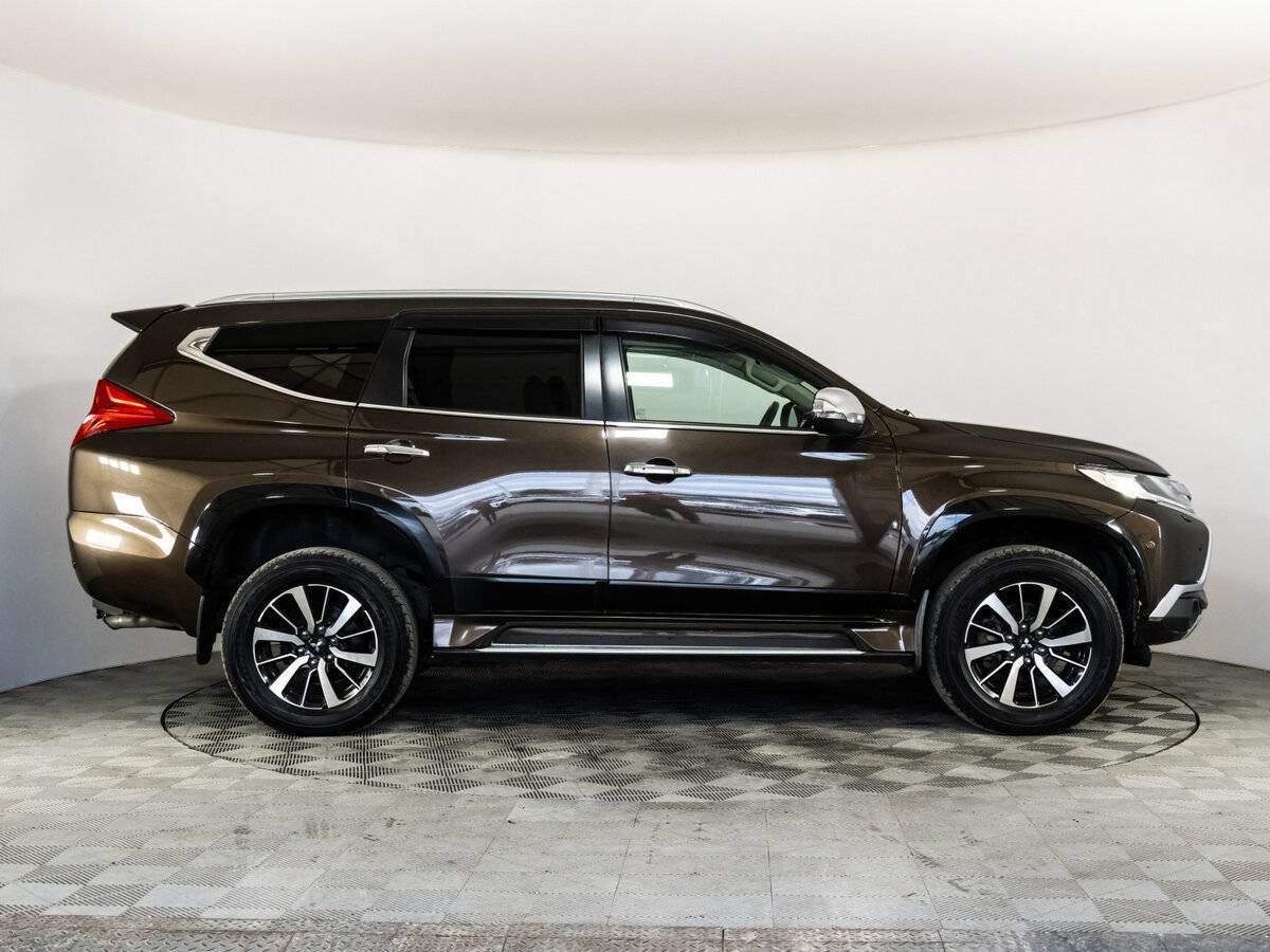 Mitsubishi Pajero Sport, 2019 Фото №5