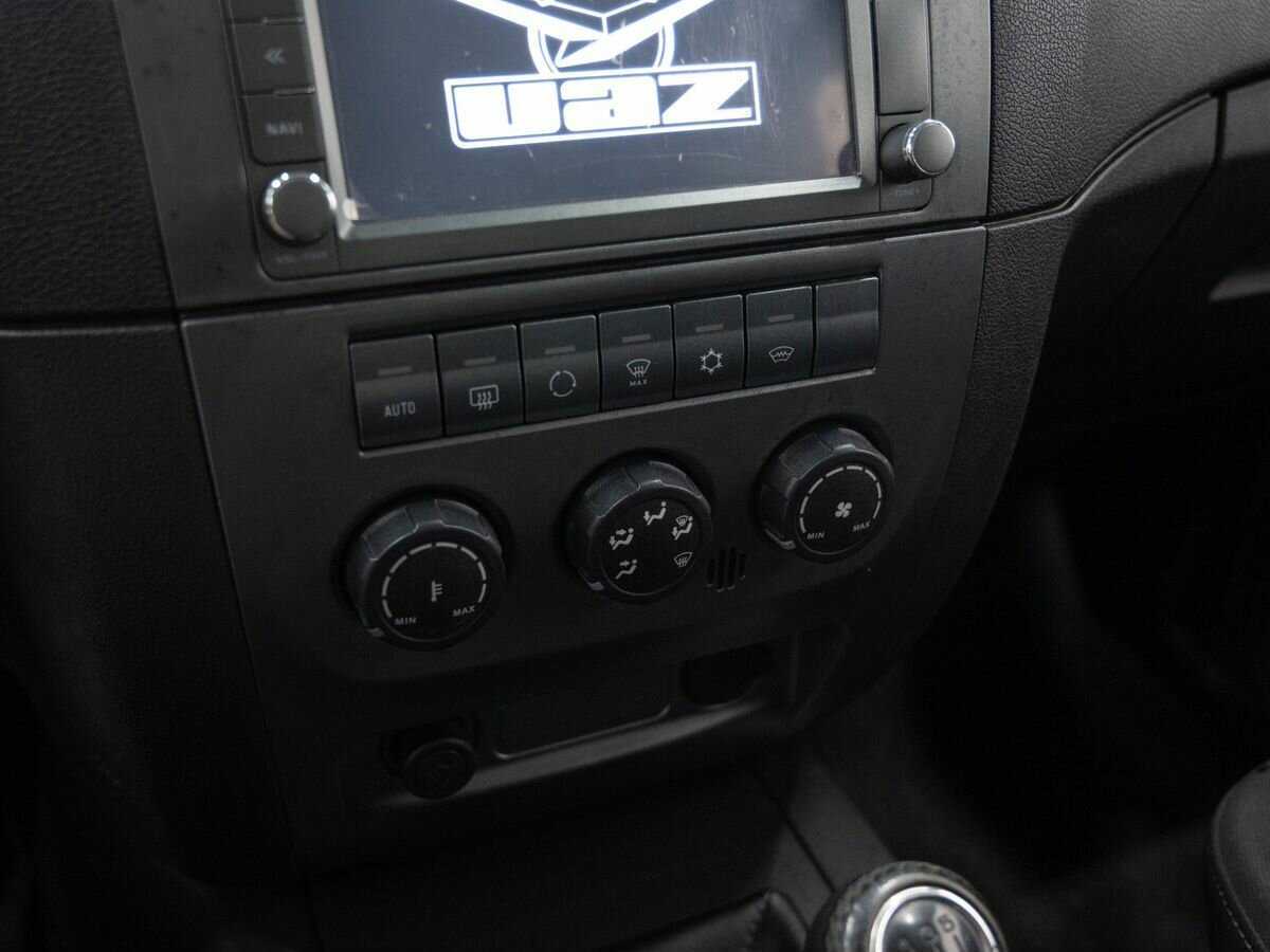 УАЗ Patriot, 2015 Фото №21