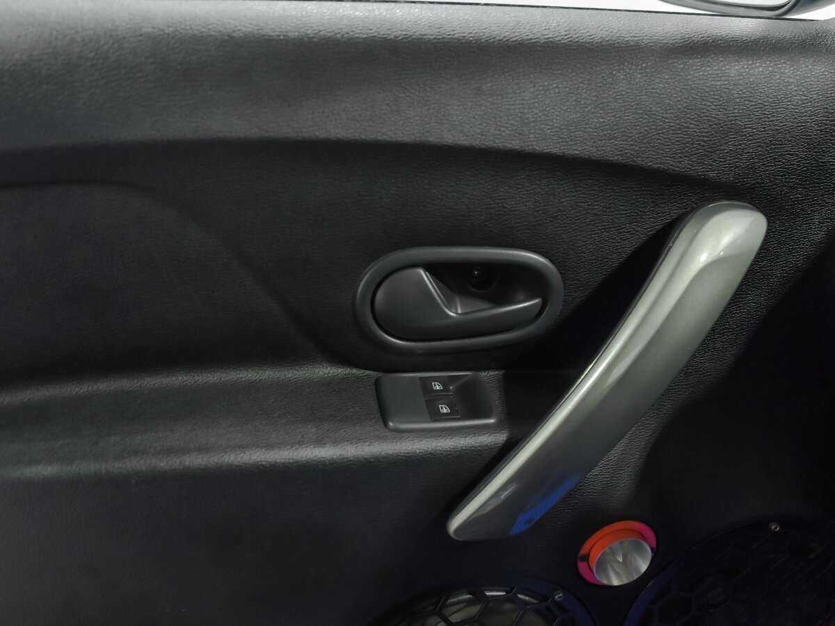 Renault Logan, 2018 Фото №11