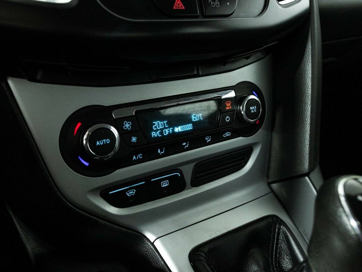 Ford Focus, 2013 Фото №17