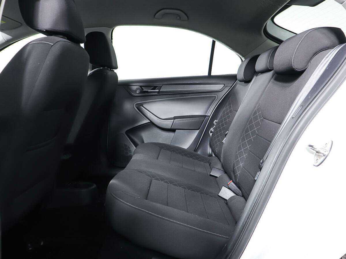 Skoda Rapid, 2020 Фото №10