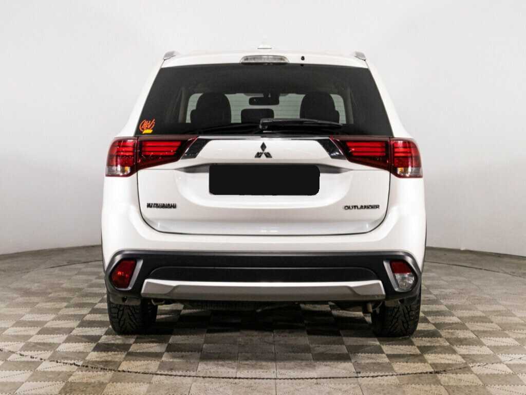 Mitsubishi Outlander, 2018 Фото №6