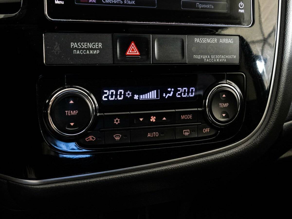 Mitsubishi Outlander, 2018 Фото №13