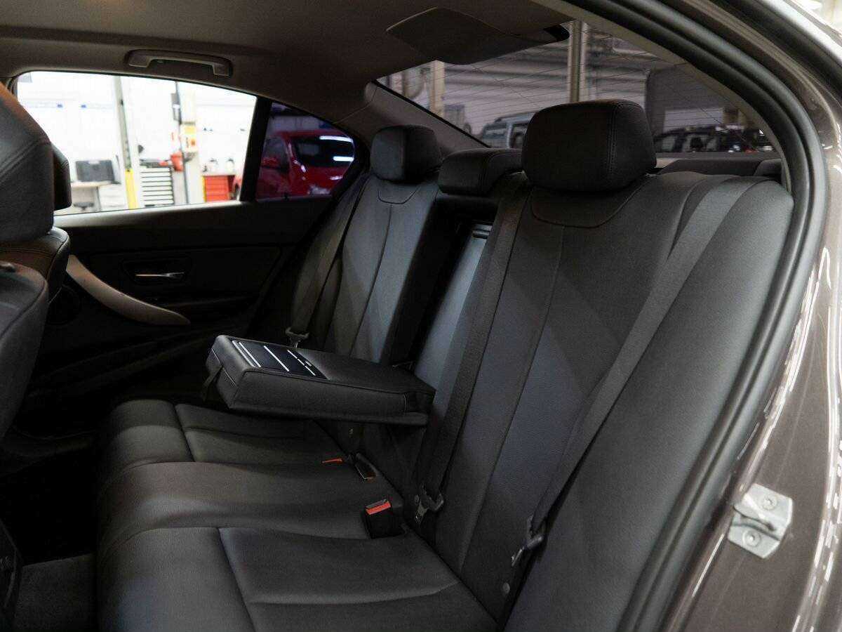 BMW 3 серии 320i, 2014 Фото №7