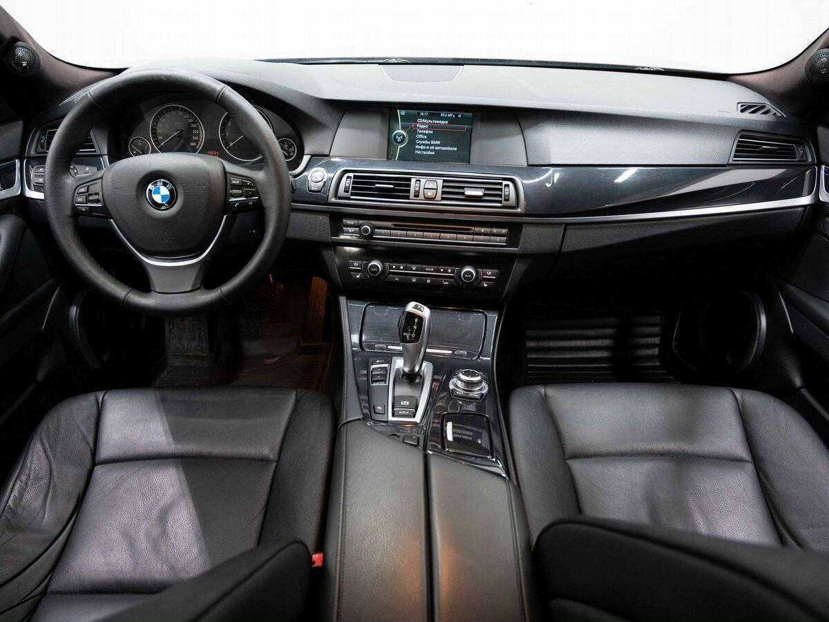 BMW 5 серии 528i, 2012 Фото №13