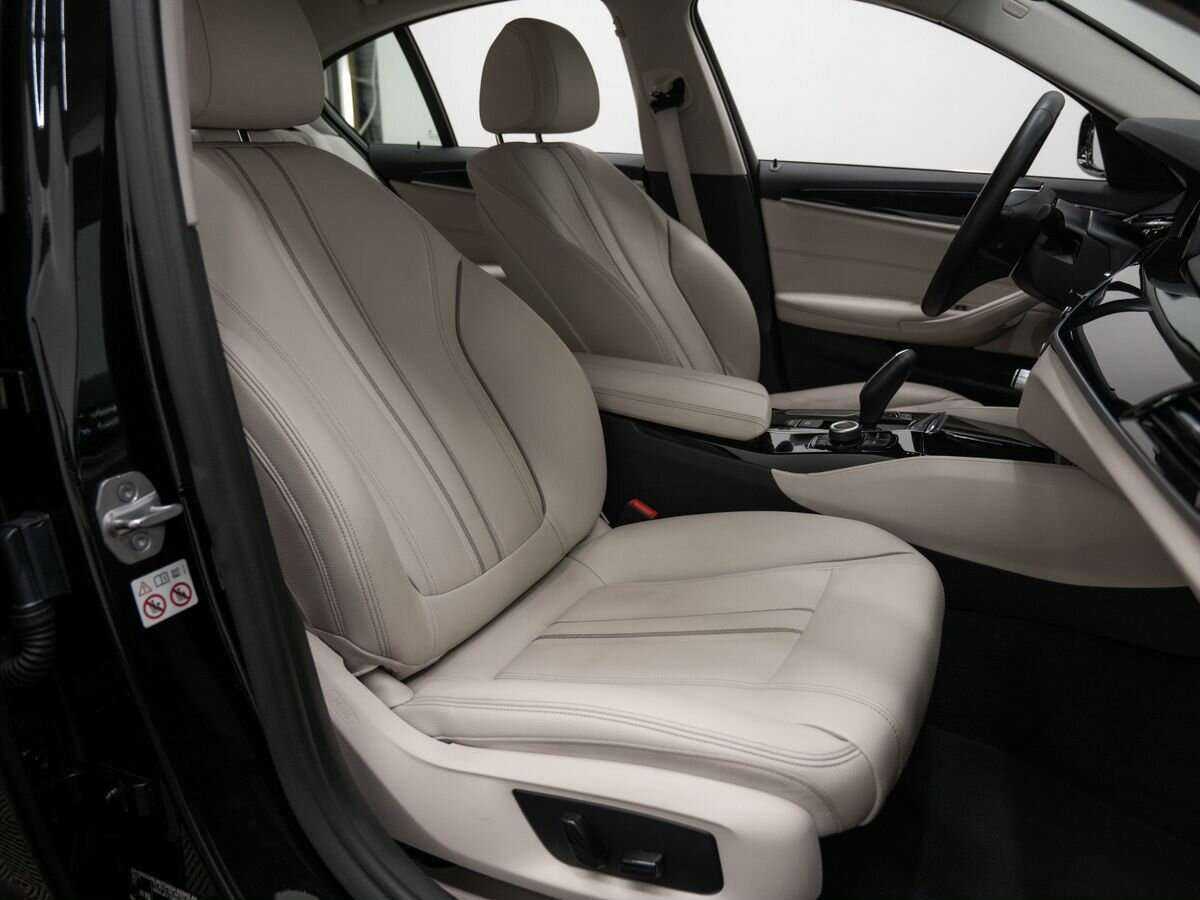 BMW 5 серии 520i, 2018 Фото №8