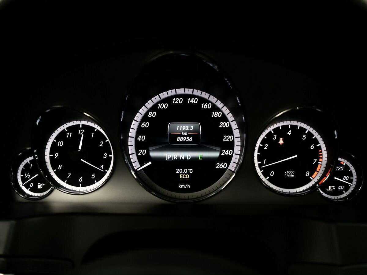 Mercedes-Benz E-Класс 200 7G-Tronic, 2012 Фото №11