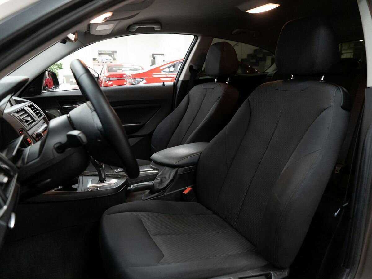 BMW 1 серии 116i, 2012 Фото №6