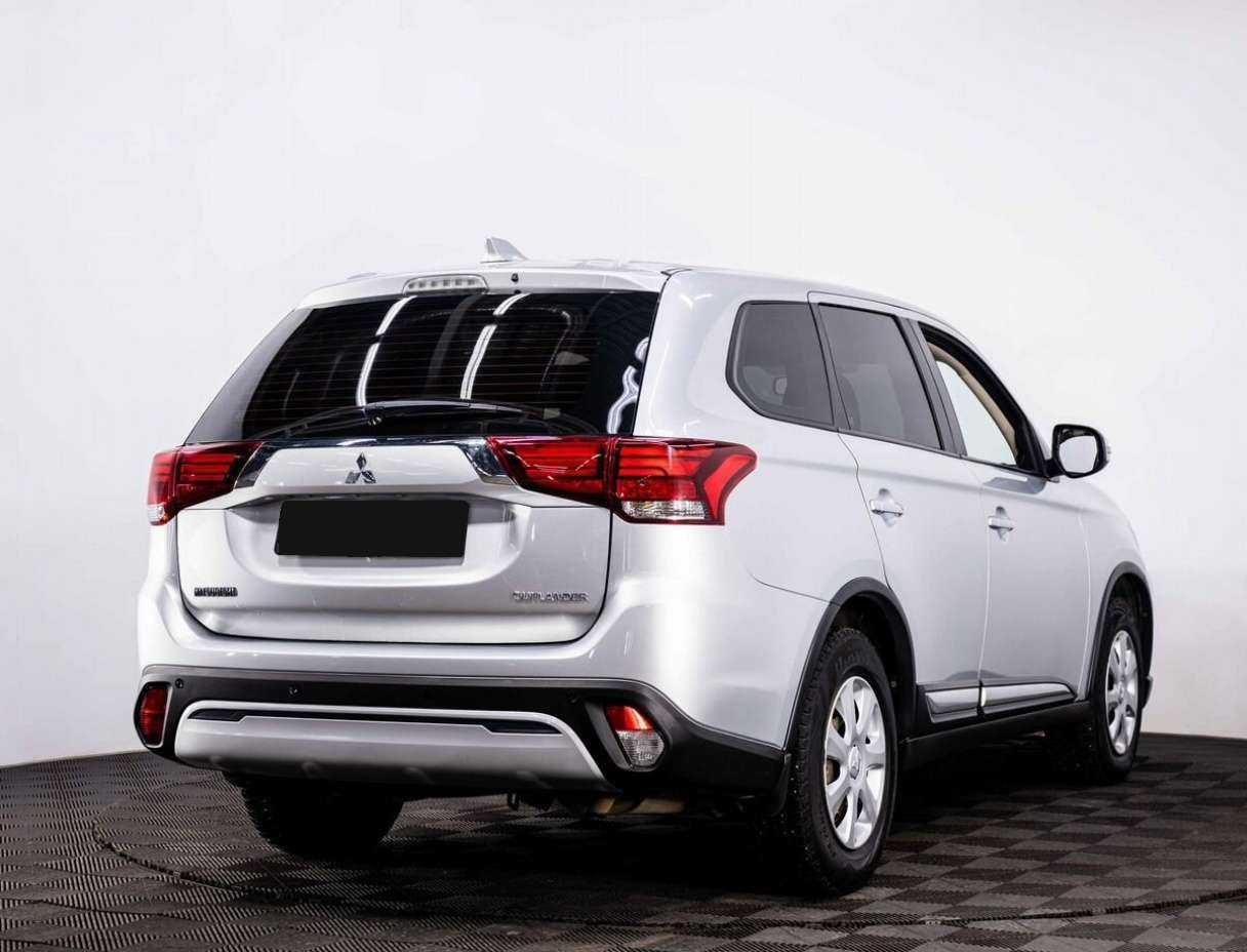 Mitsubishi Outlander, 2019 Фото №6