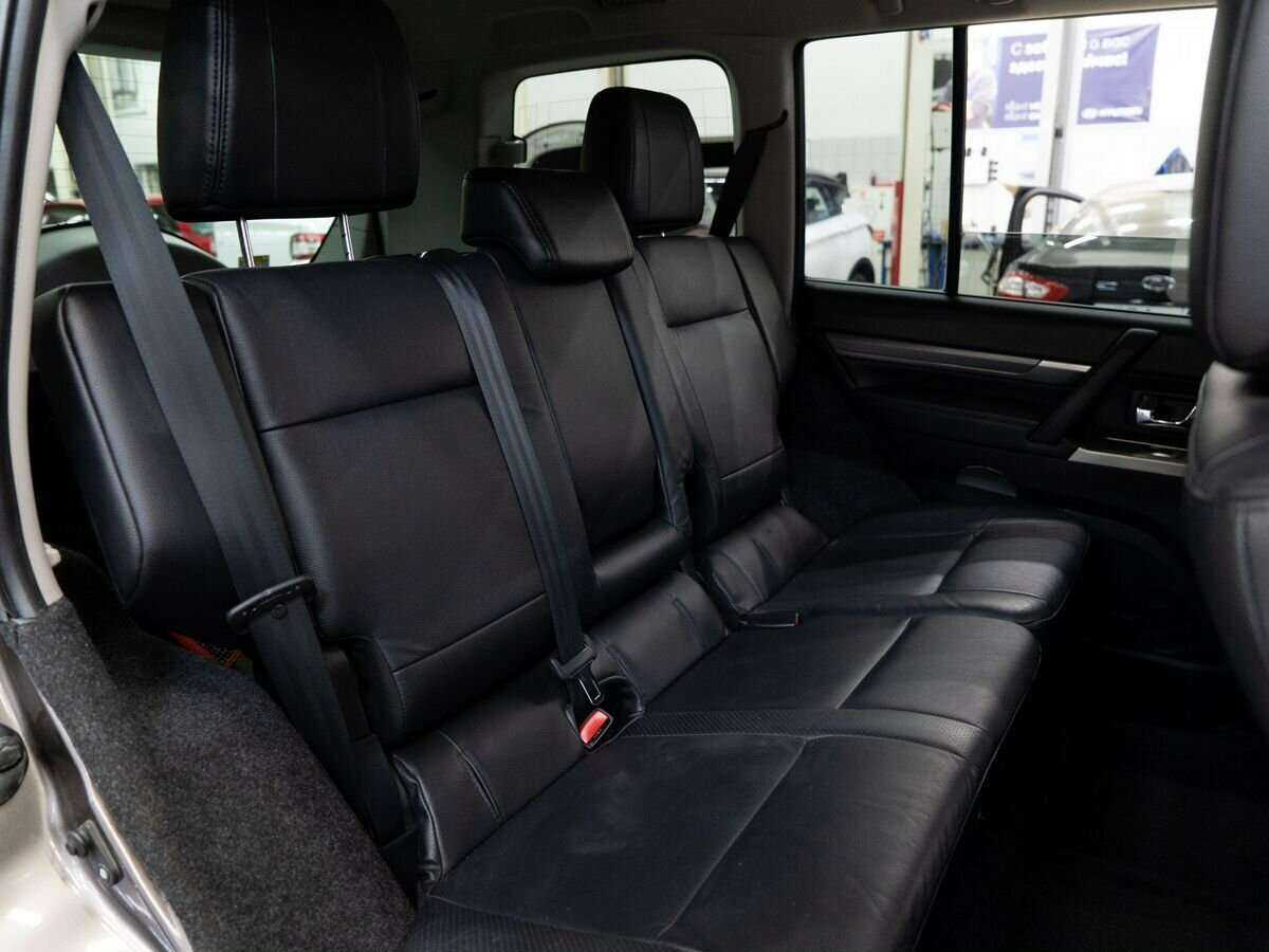 Mitsubishi Pajero, 2012 Фото №9