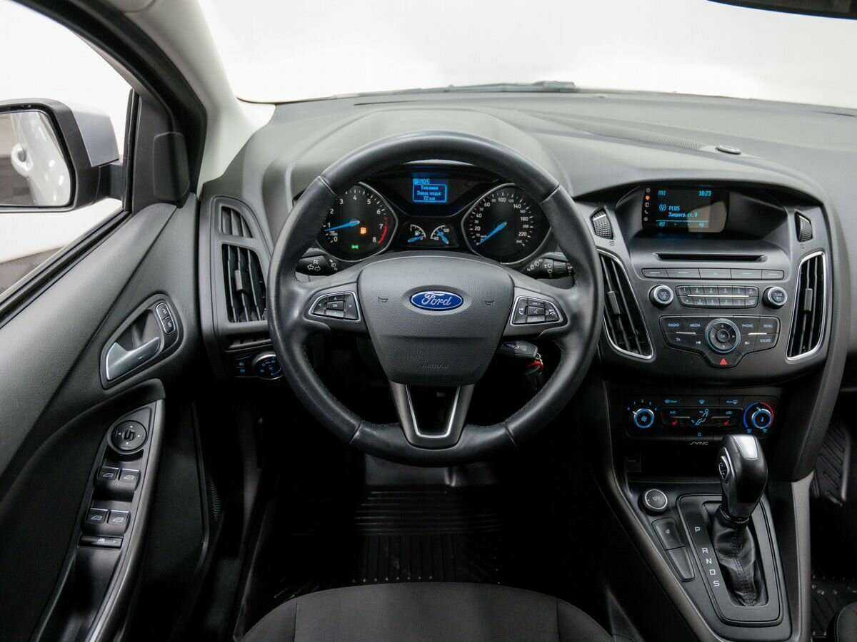 Ford Focus, 2018 Фото №12