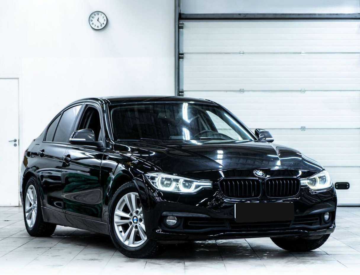 BMW 3 серии 318i, 2015 Фото №2