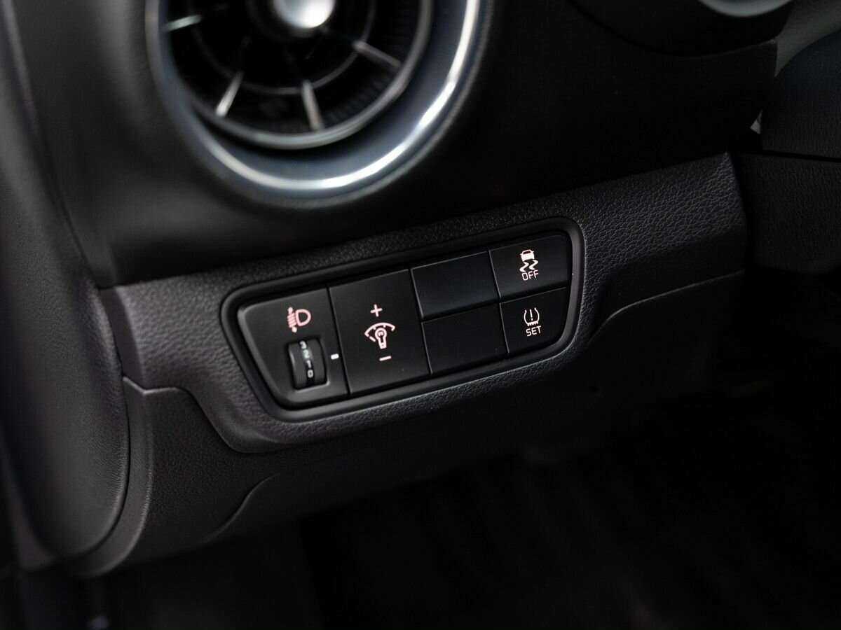 Kia Cerato, 2019 Фото №16