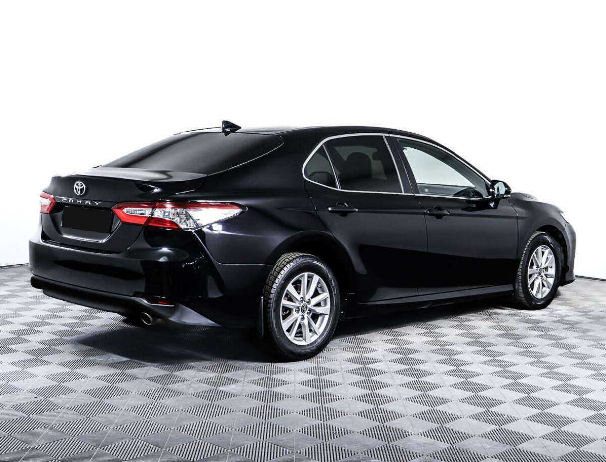 Toyota Camry, 2020 Фото №2