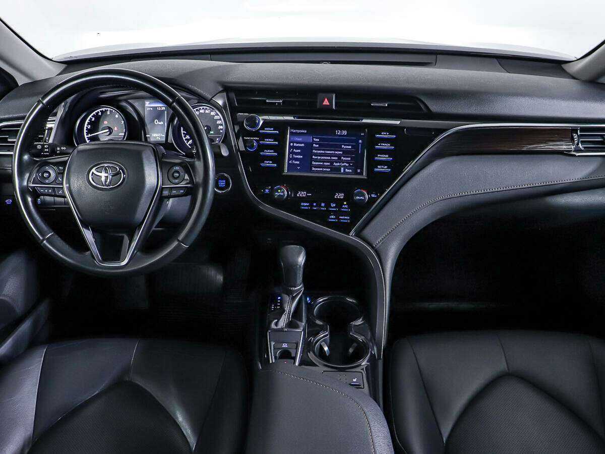 Toyota Camry, 2020 Фото №10