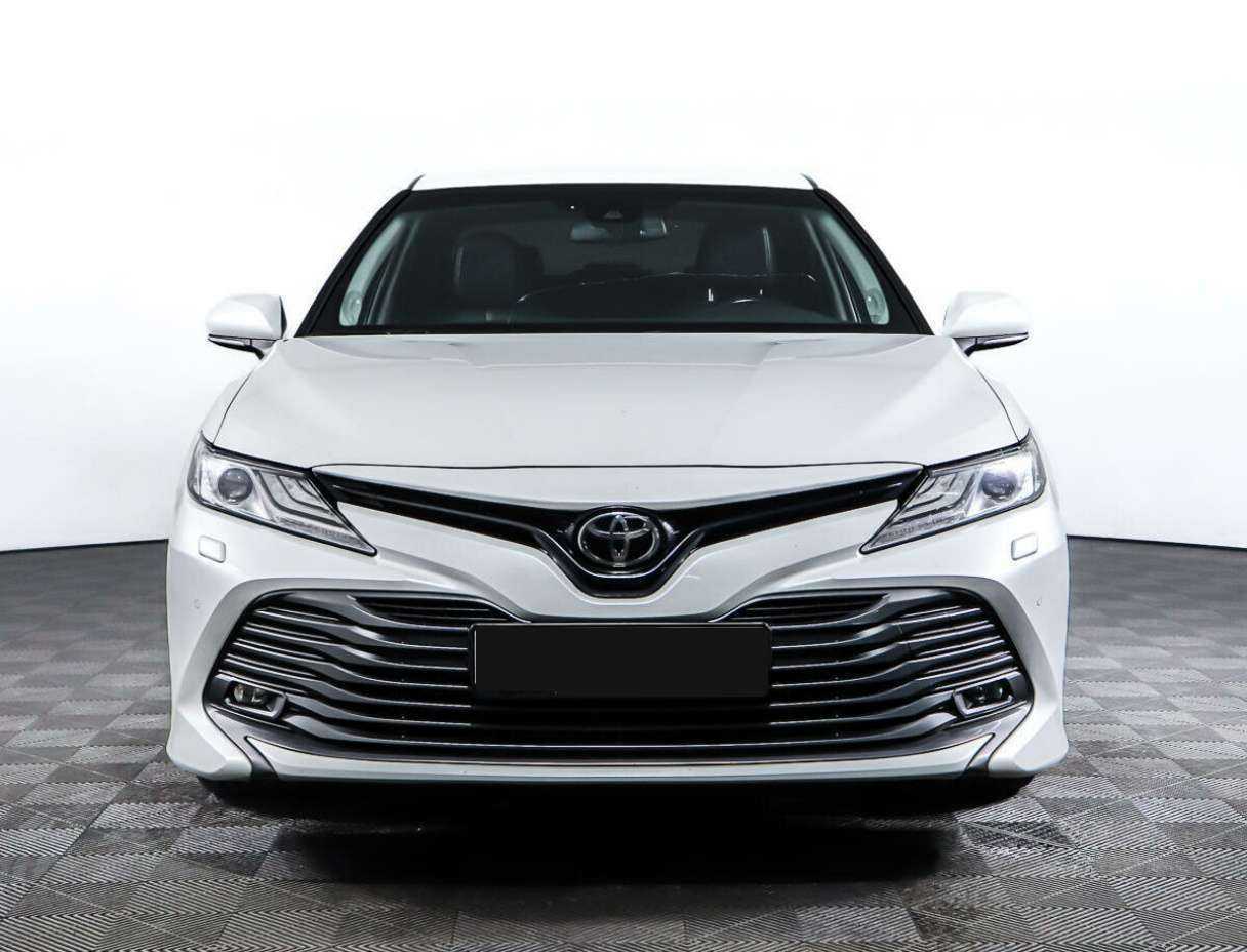 Toyota Camry, 2019 Фото №2