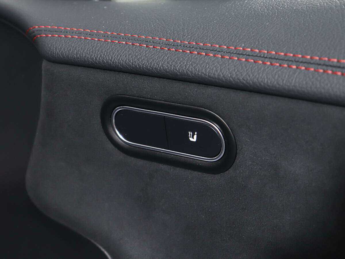 Mercedes-Benz CLA 200, 2020 Фото №15