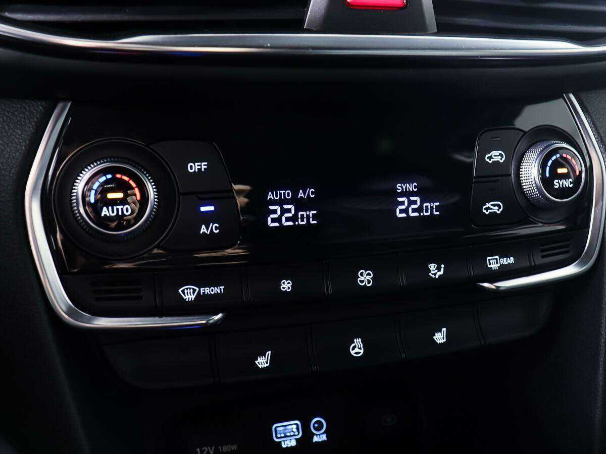 Hyundai Santa Fe, 2018 Фото №19