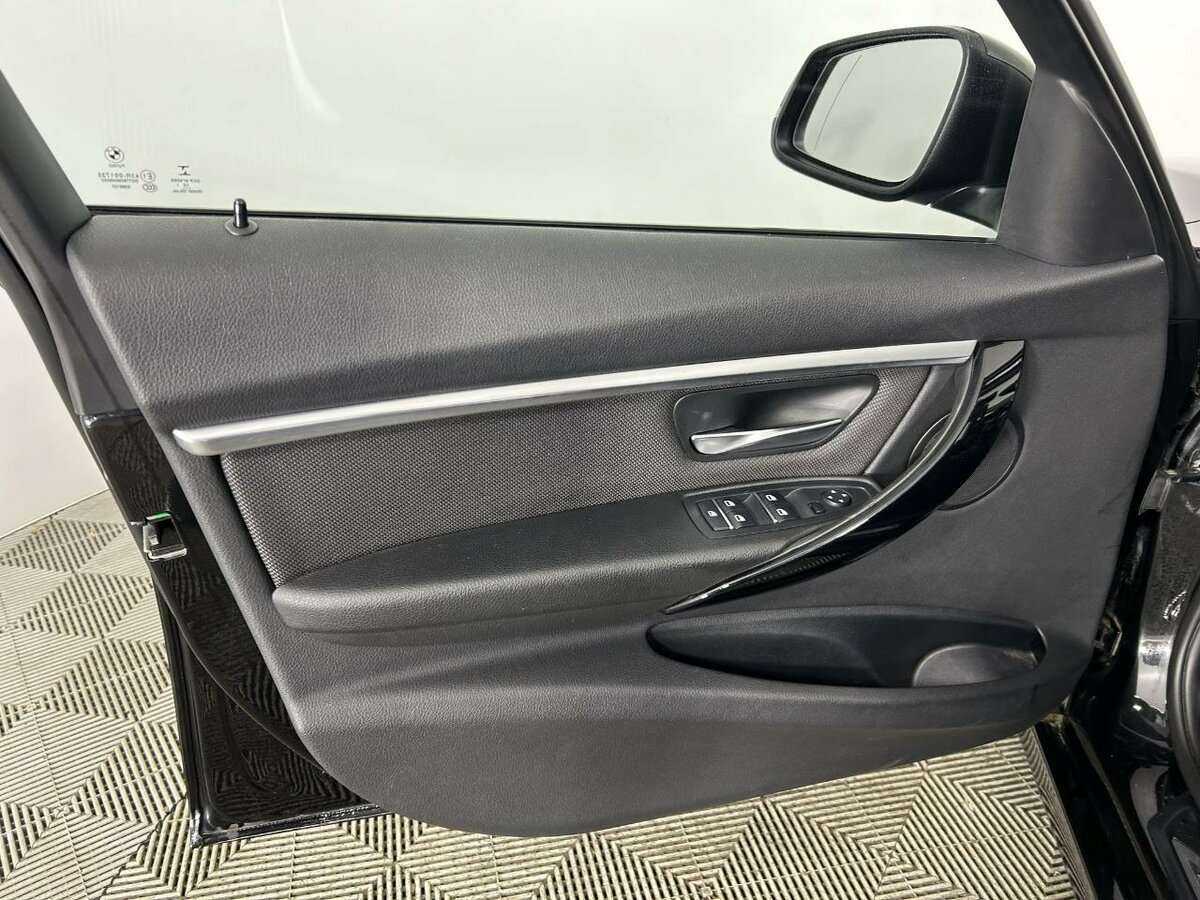 BMW 3 серии 320d xDrive, 2016 Фото №8