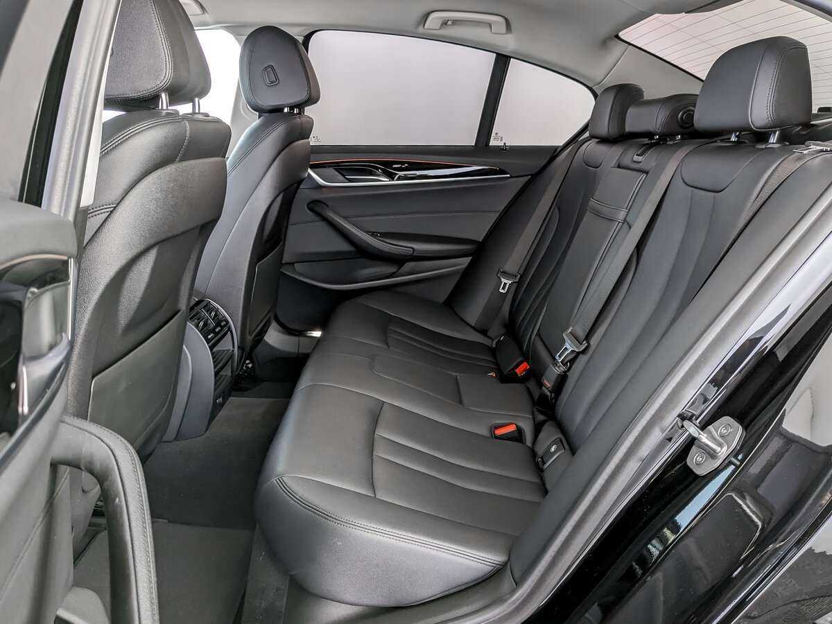 BMW 5 серии 520d, 2018 Фото №8