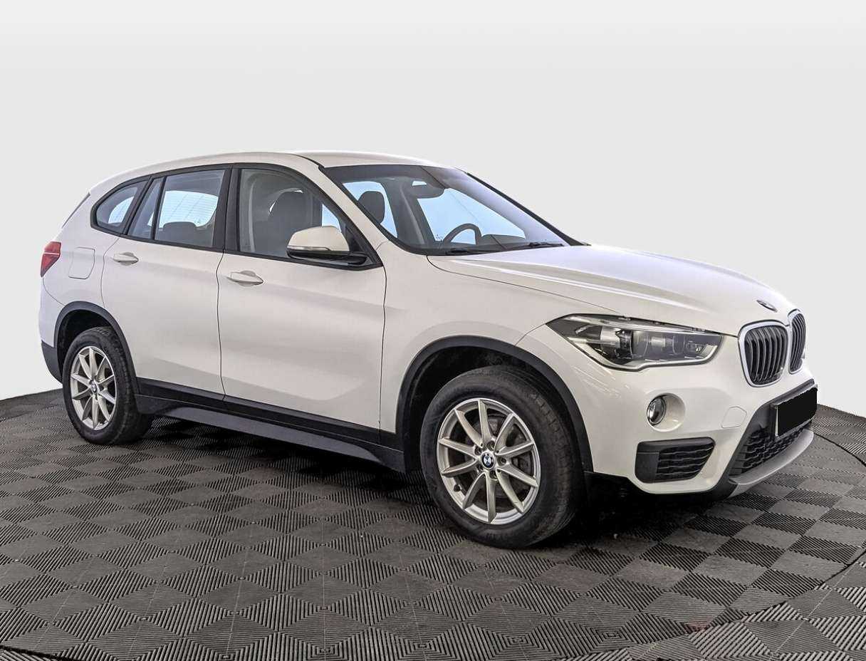 BMW X1 18i sDrive, 2019 Фото №3
