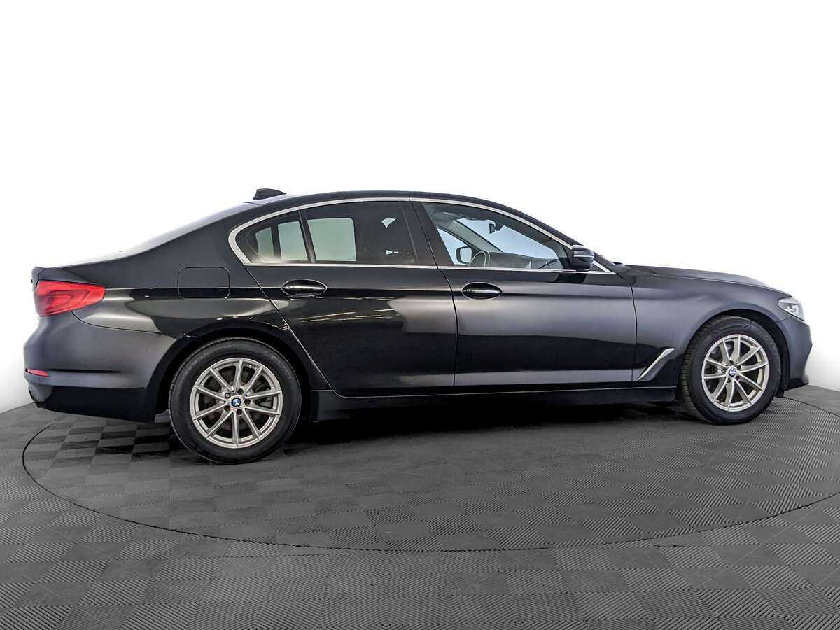 BMW 5 серии 520i, 2018 Фото №4