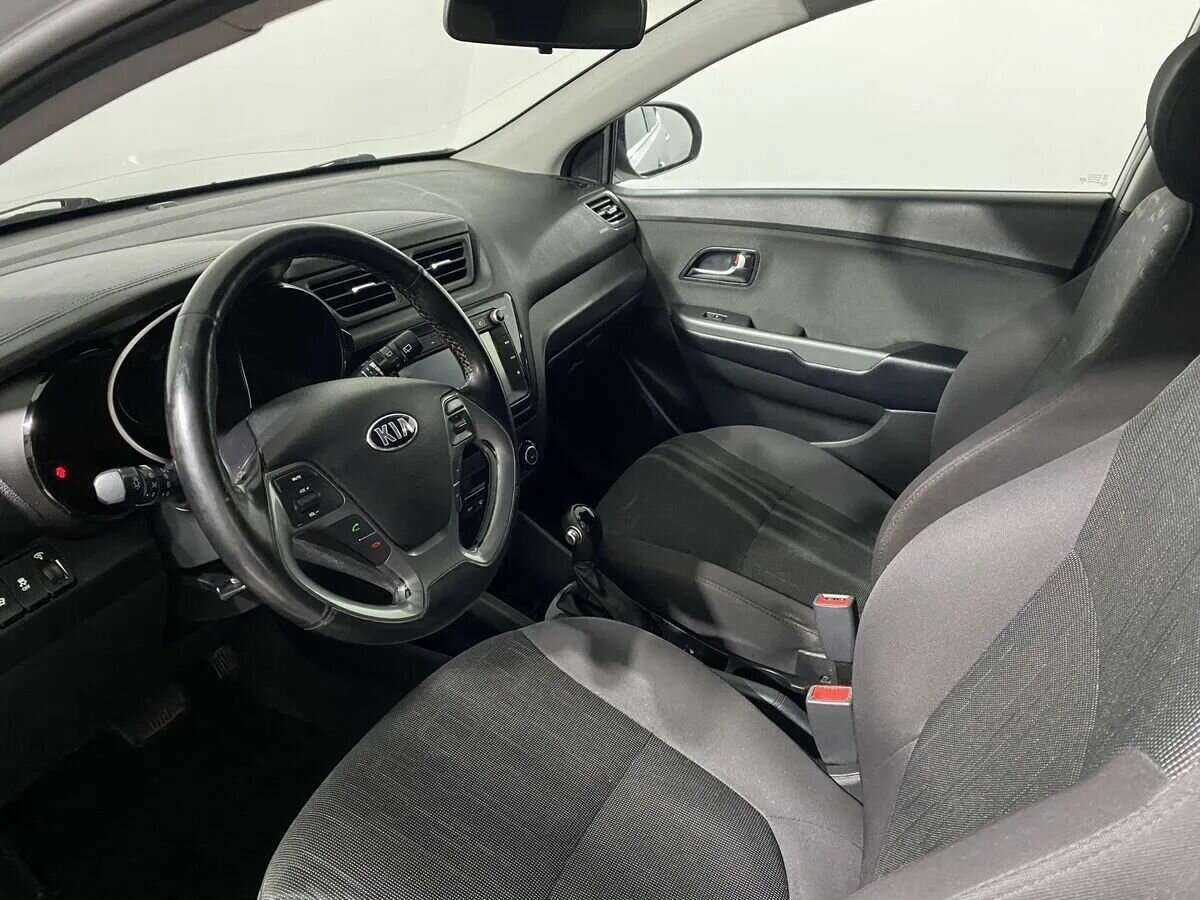 Kia Rio, 2017 Фото №8