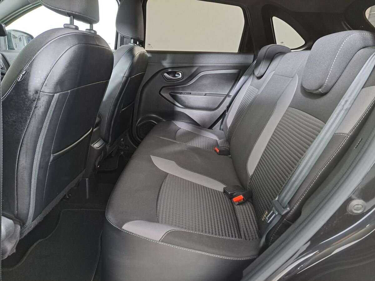 Lada (ВАЗ) XRAY Cross, 2020 Фото №10