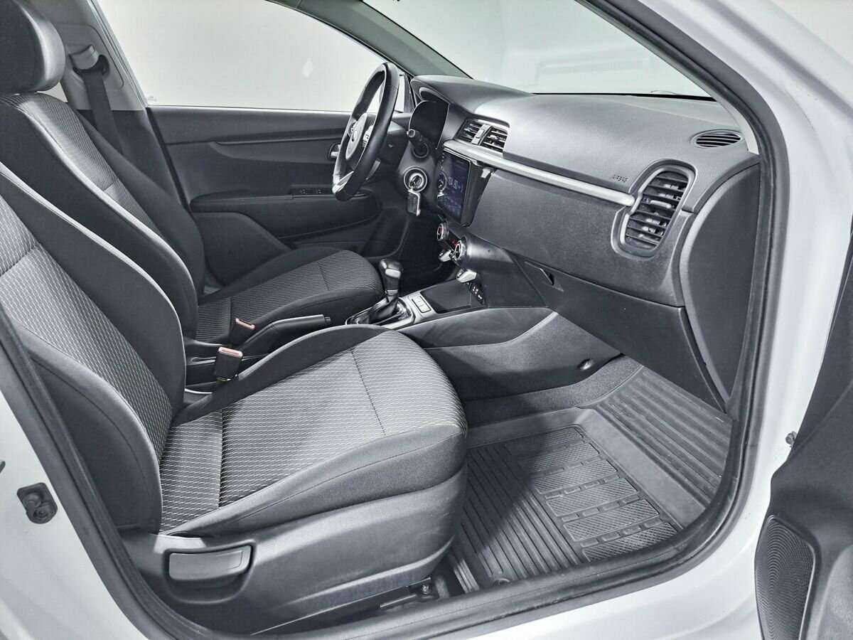 Kia Rio, 2017 Фото №11