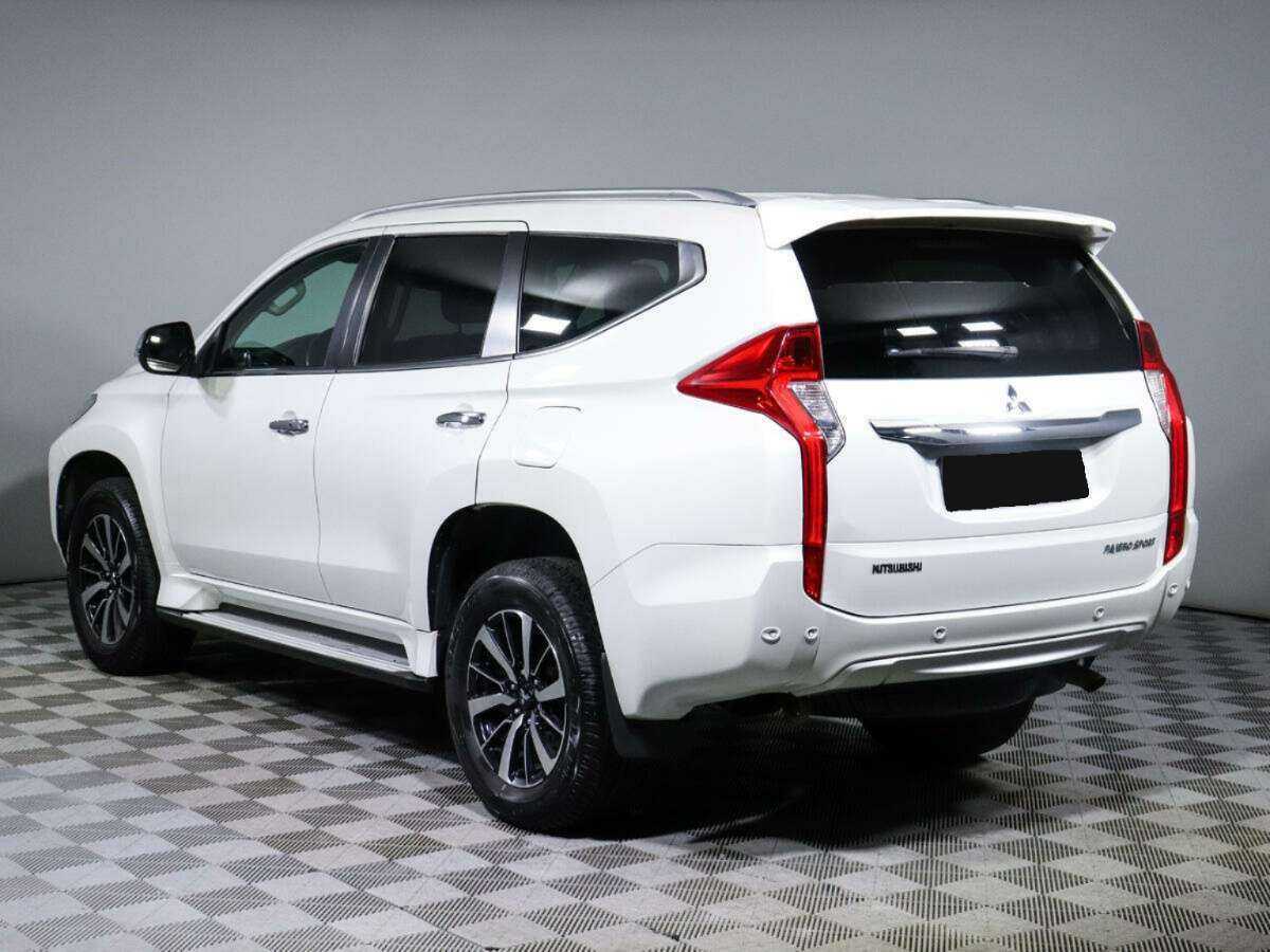 Mitsubishi Pajero Sport, 2018 Фото №4