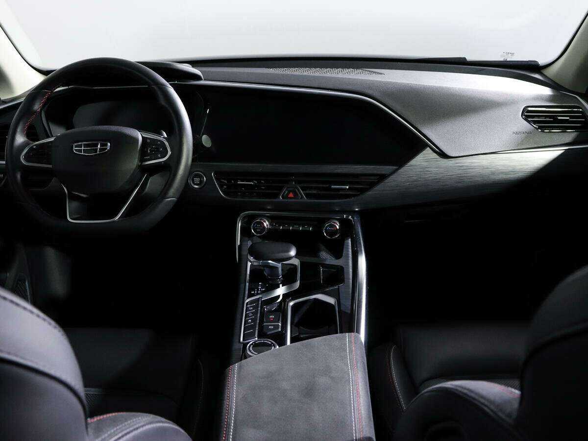 Geely Tugella, 2021 Фото №9