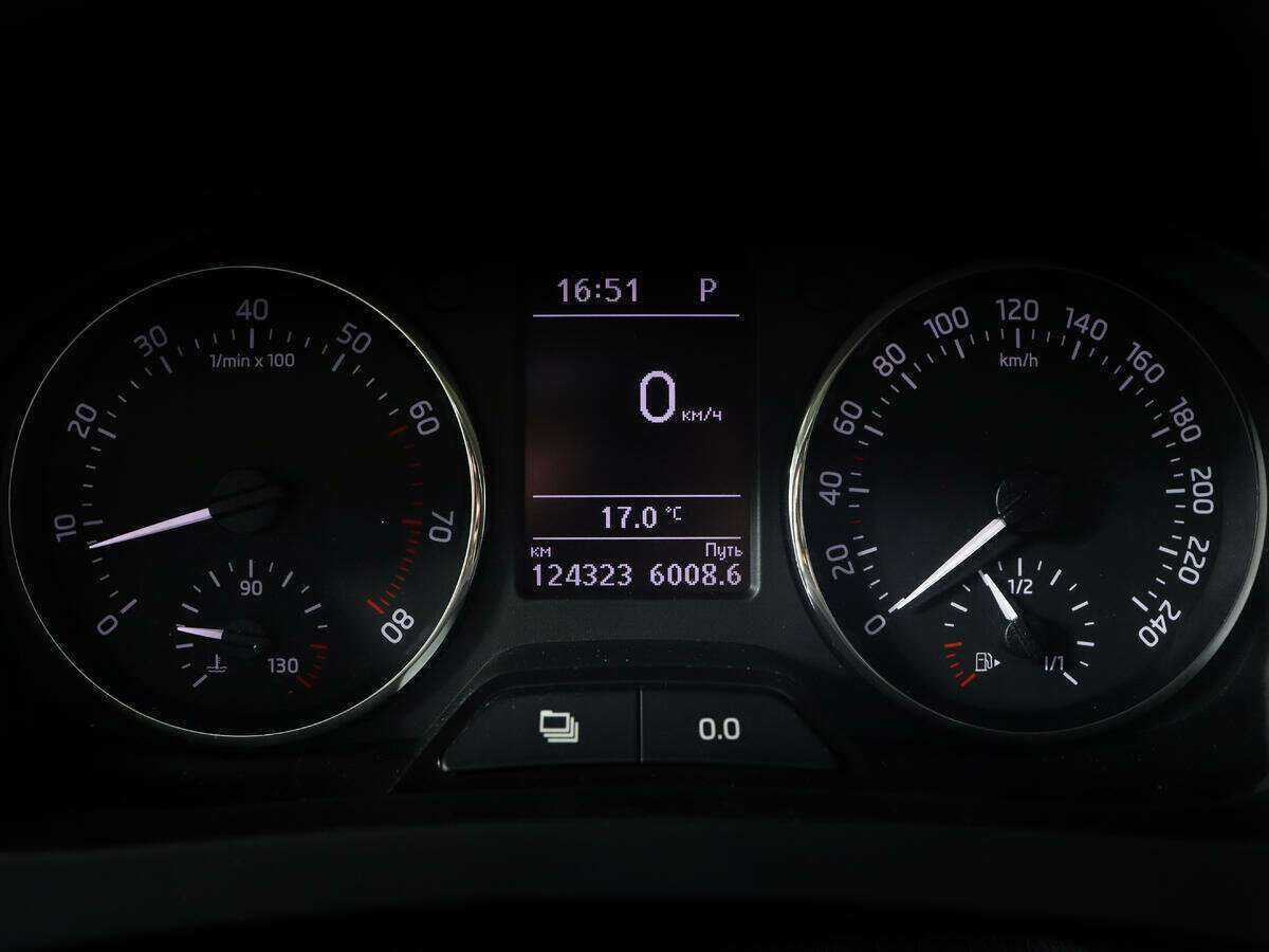 Skoda Rapid, 2014 Фото №10