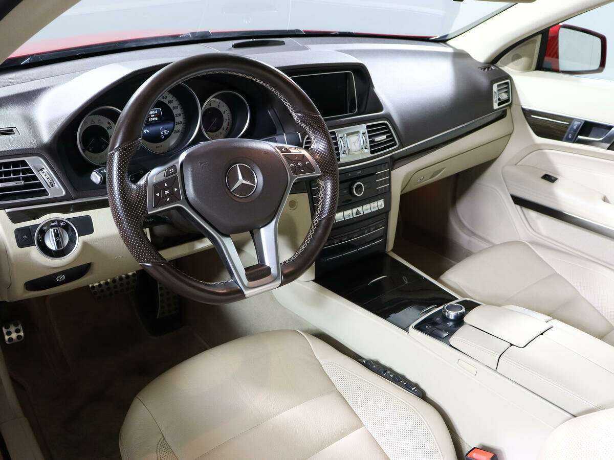 Mercedes-Benz E-Класс 200, 2016 Фото №14
