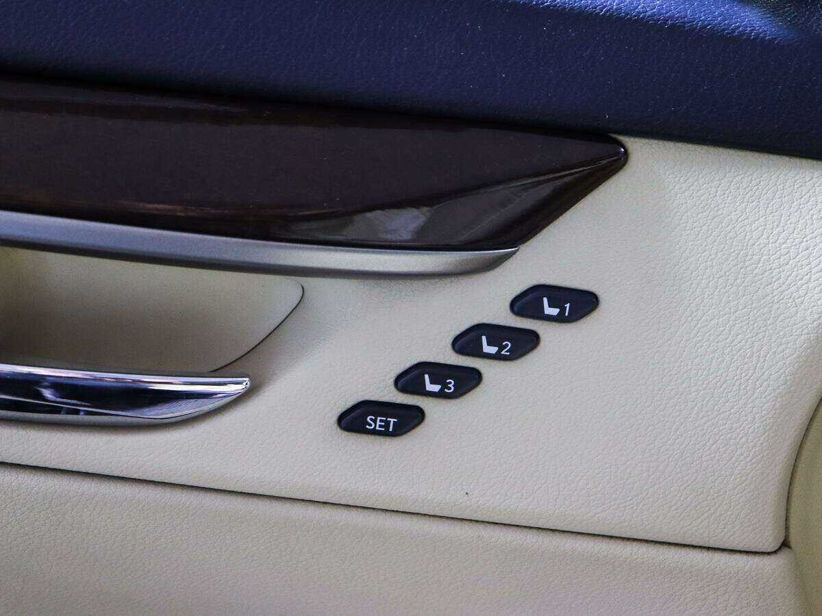 Lexus ES 350, 2013 Фото №23