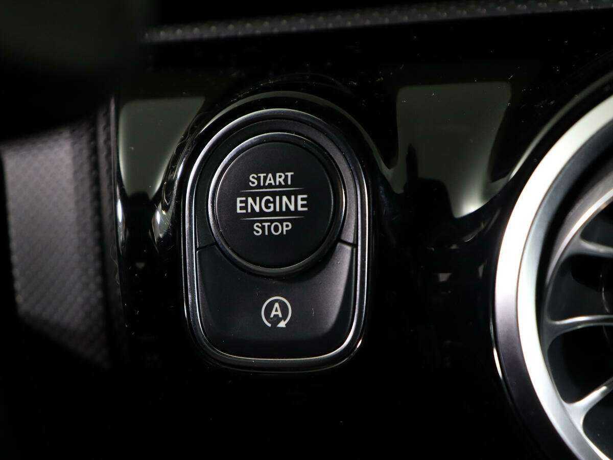 Mercedes-Benz CLA 200, 2019 Фото №22