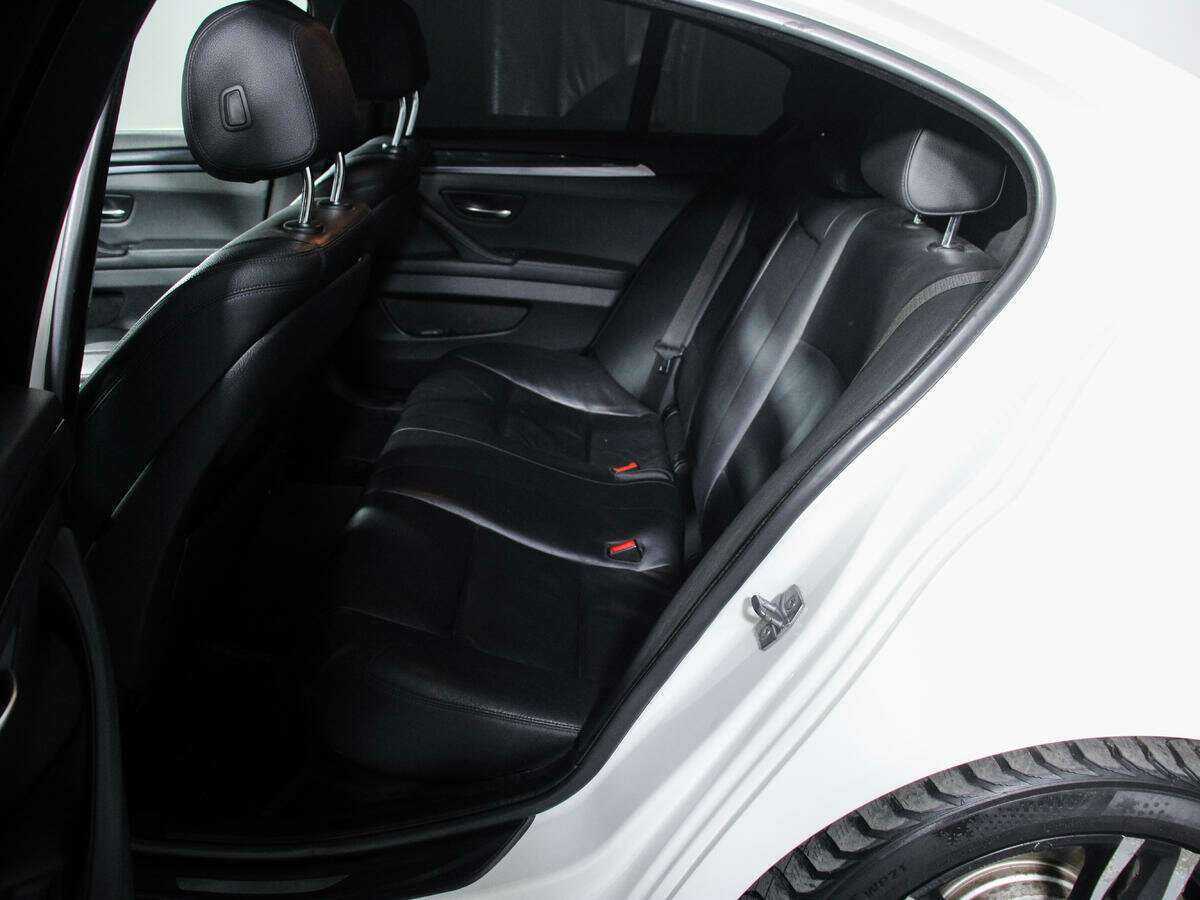 BMW 5 серии 528i xDrive, 2013 Фото №5
