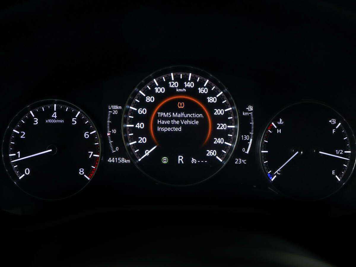 Mazda 3, 2020 Фото №8