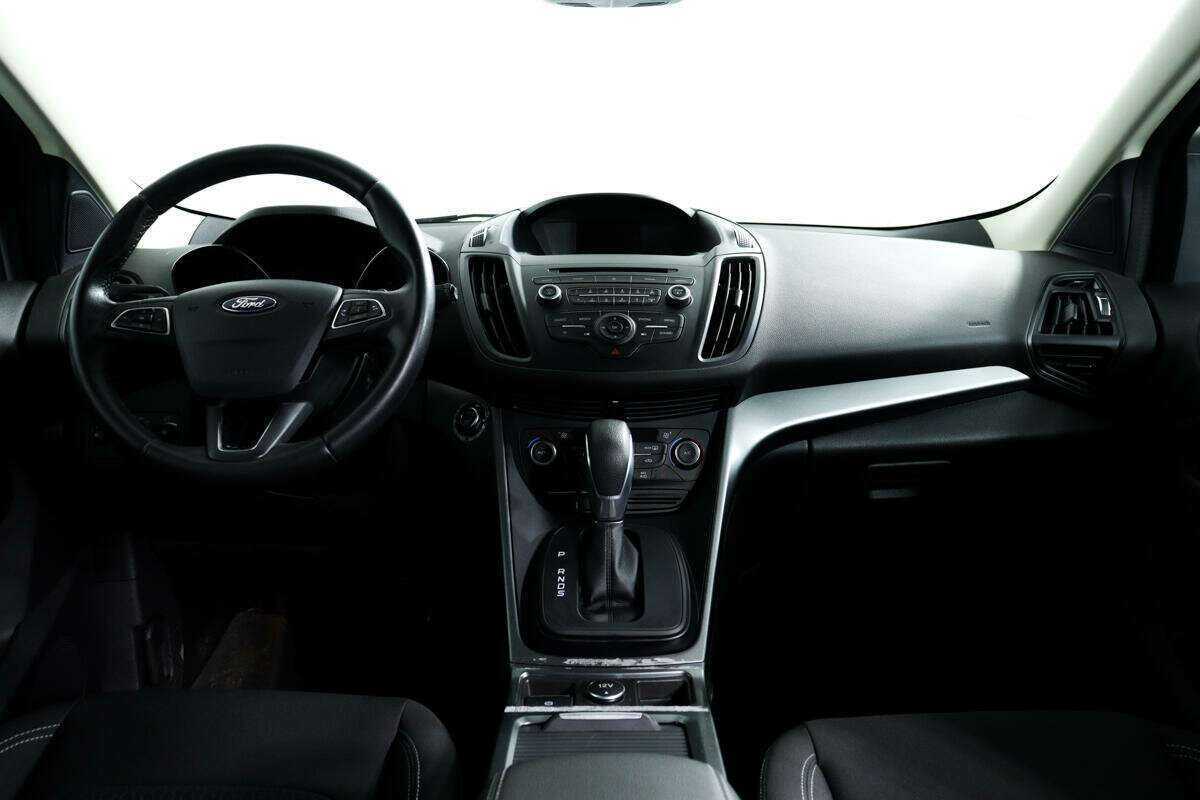 Ford Kuga, 2017 Фото №11