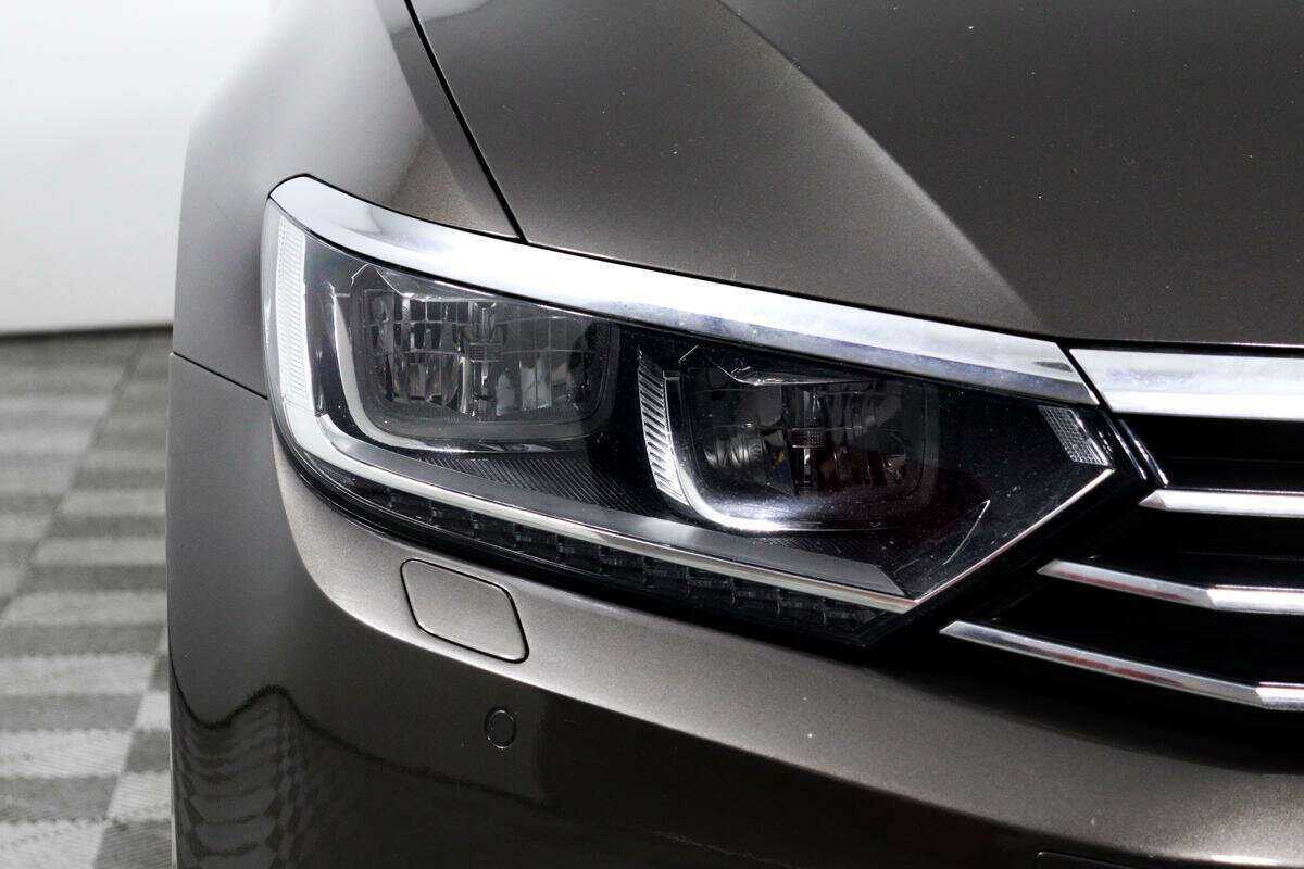 Volkswagen Passat, 2016 Фото №15