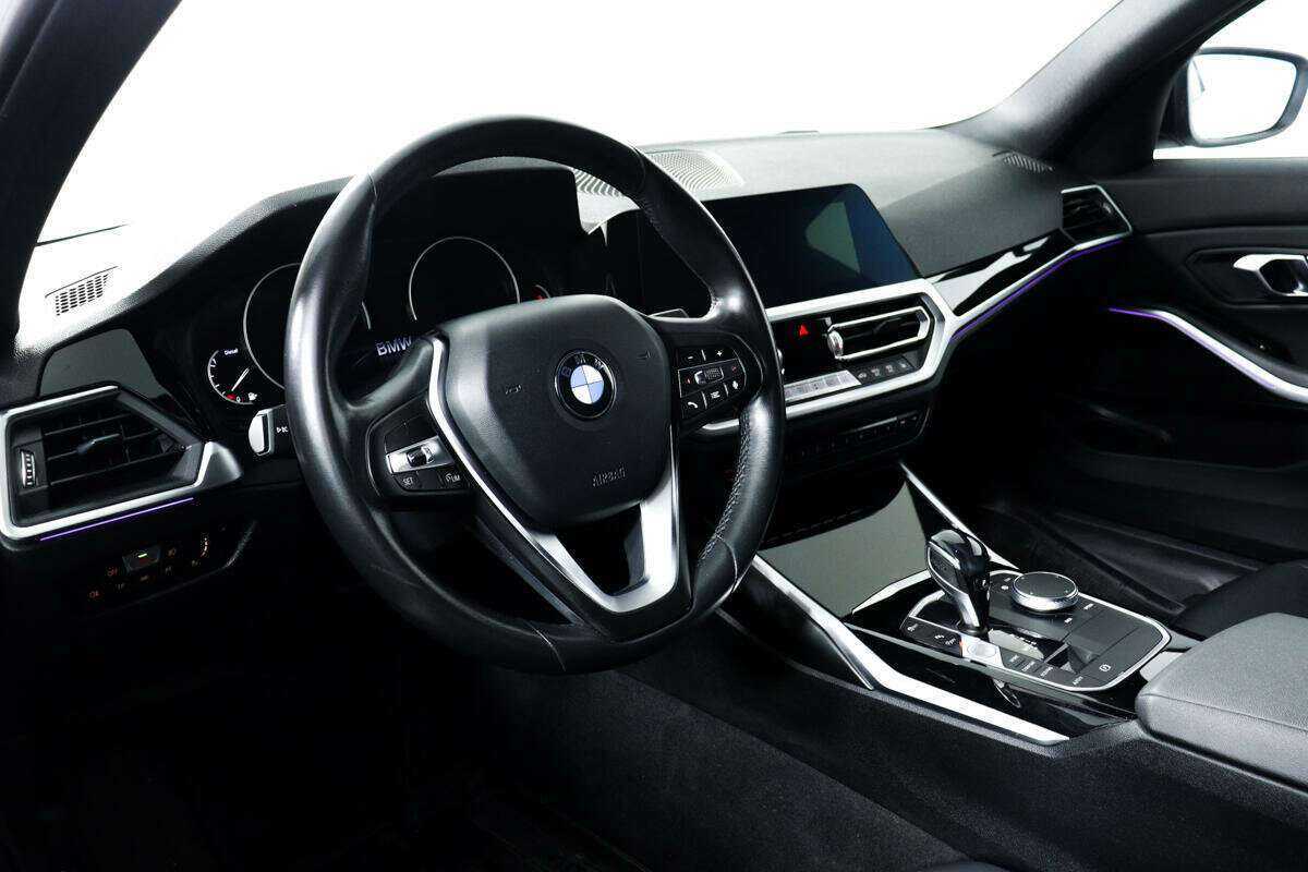 BMW 3 серии 318d, 2019 Фото №13