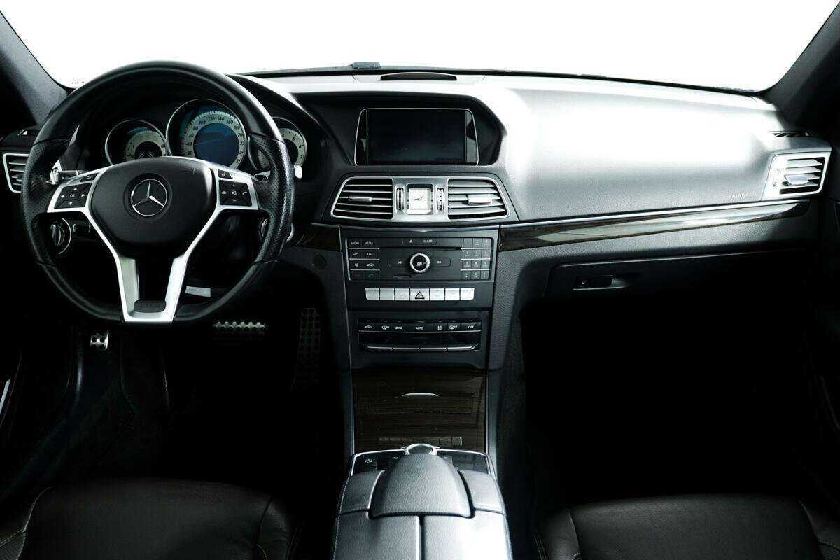 Mercedes-Benz E-Класс 200, 2015 Фото №10
