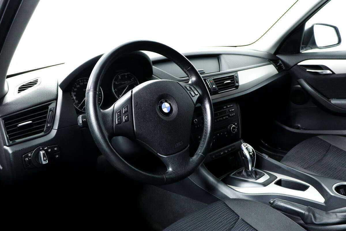 BMW X1 20i, 2013 Фото №13