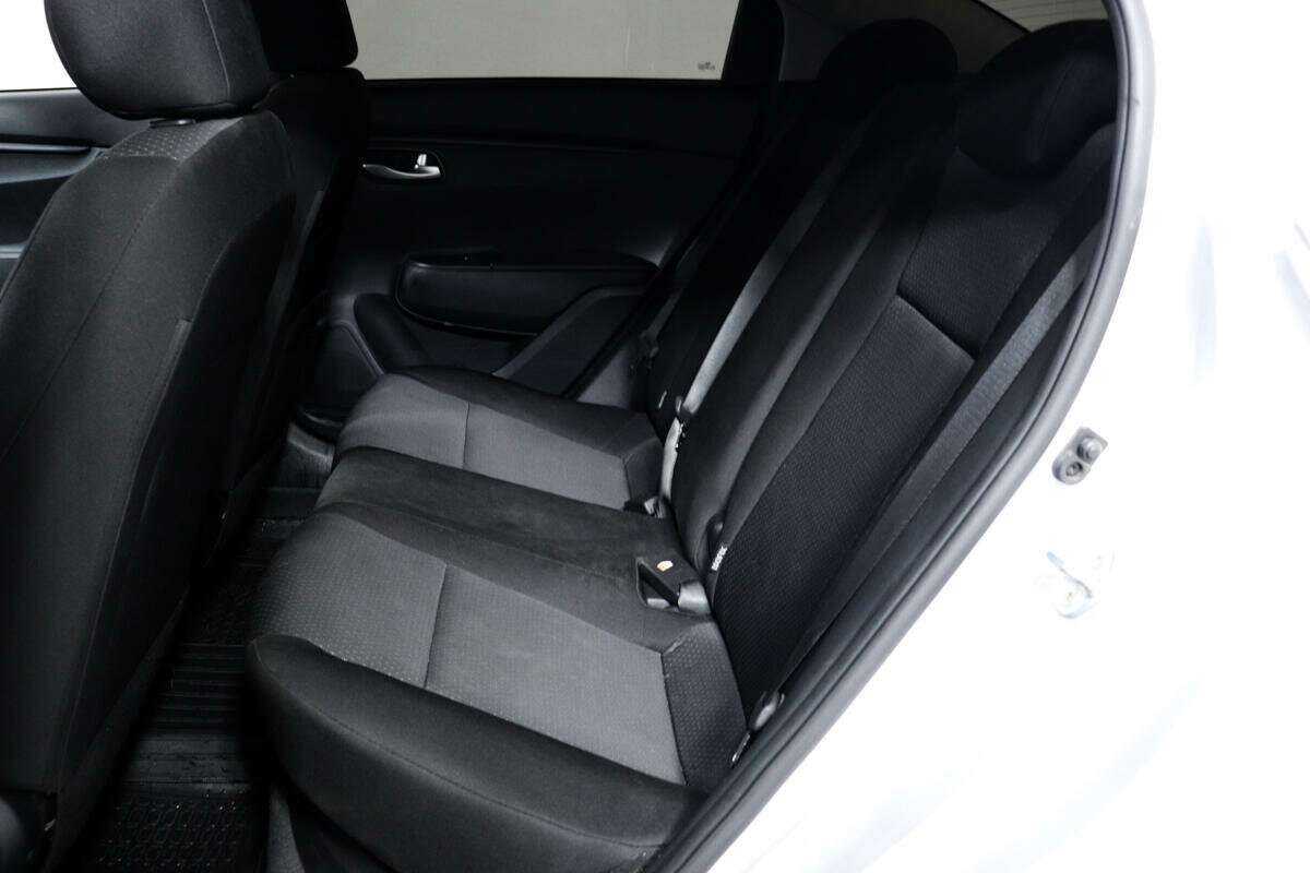 Kia Rio, 2020 Фото №11