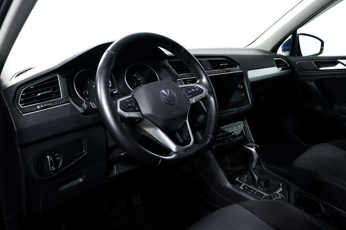 Volkswagen Tiguan, 2021 Фото №13