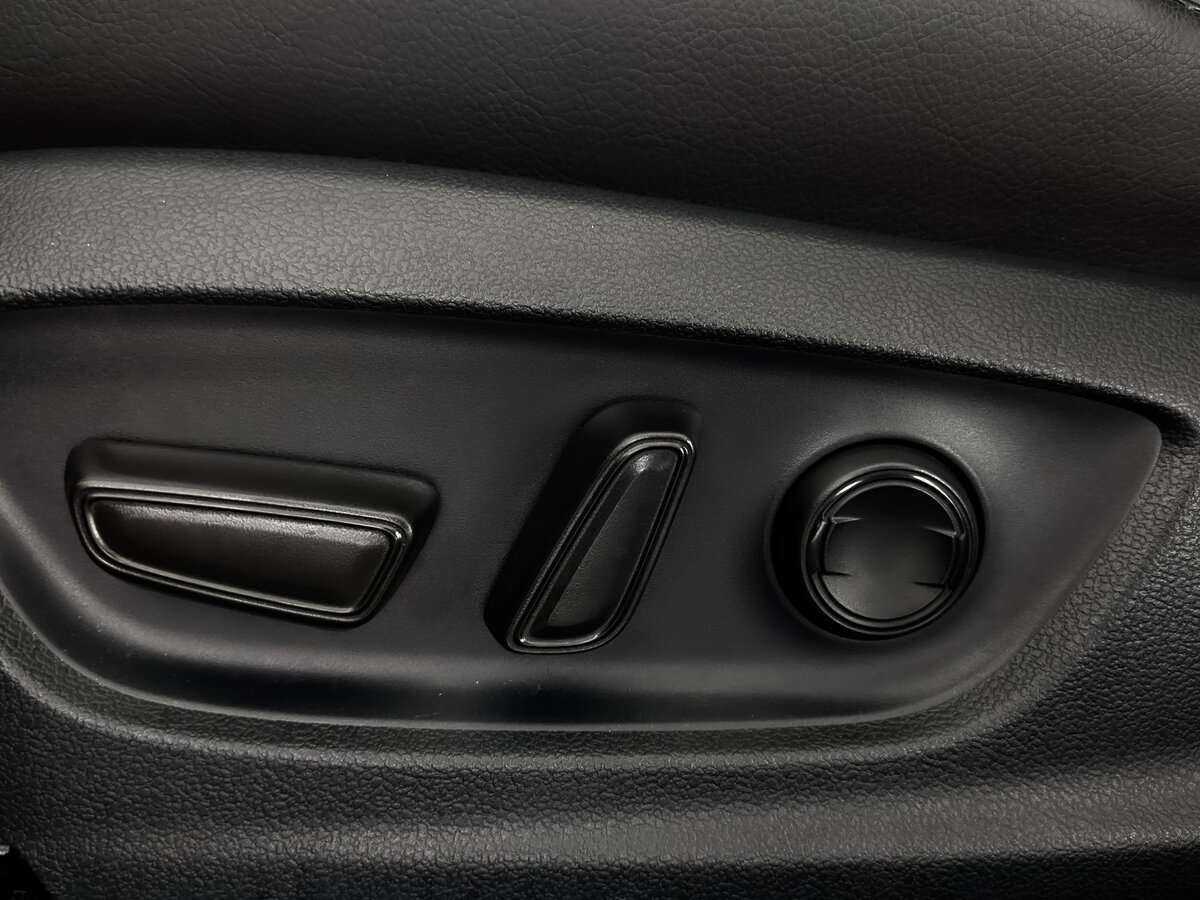 Toyota Camry, 2022 Фото №17