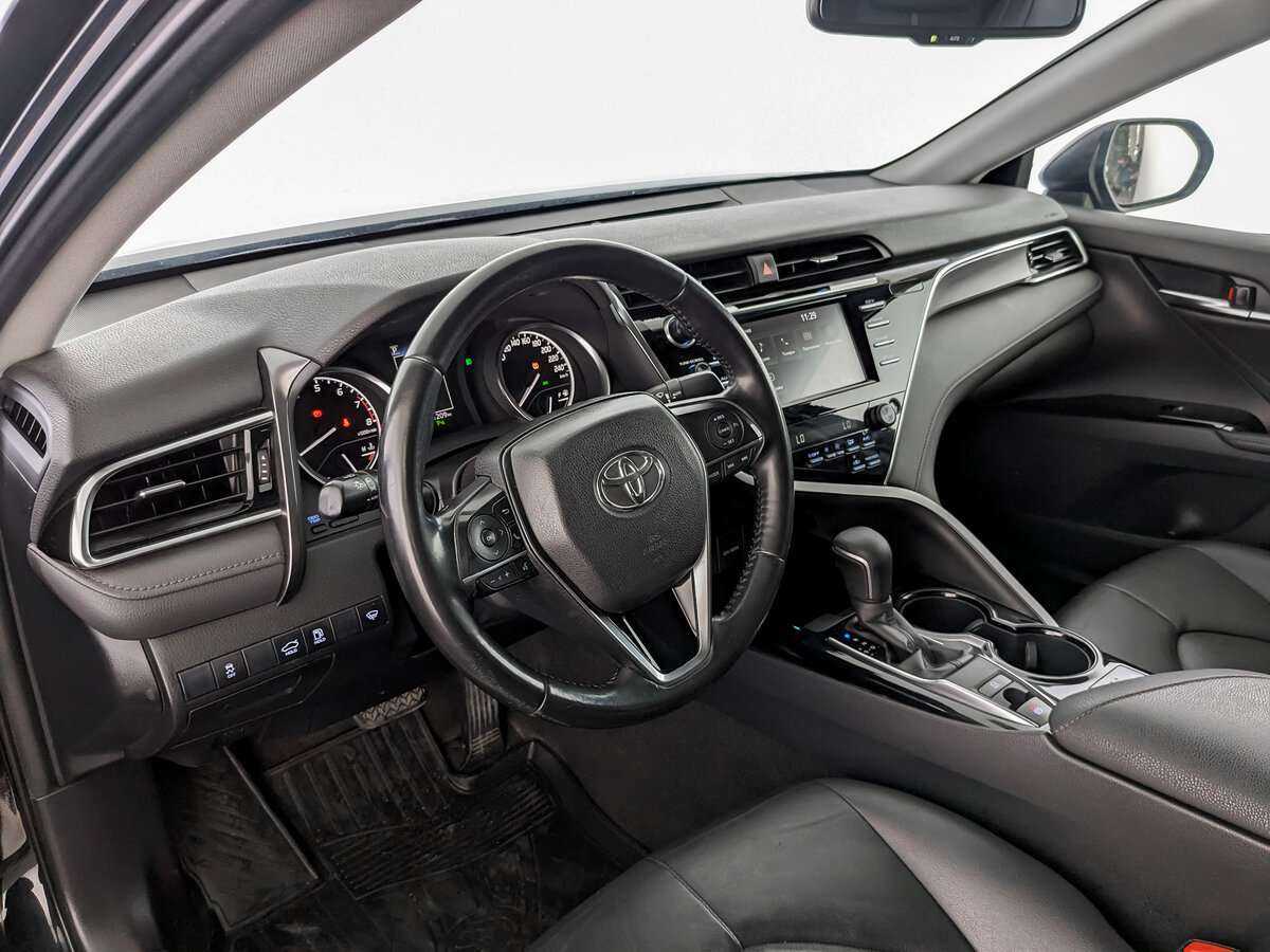 Toyota Camry, 2019 Фото №14