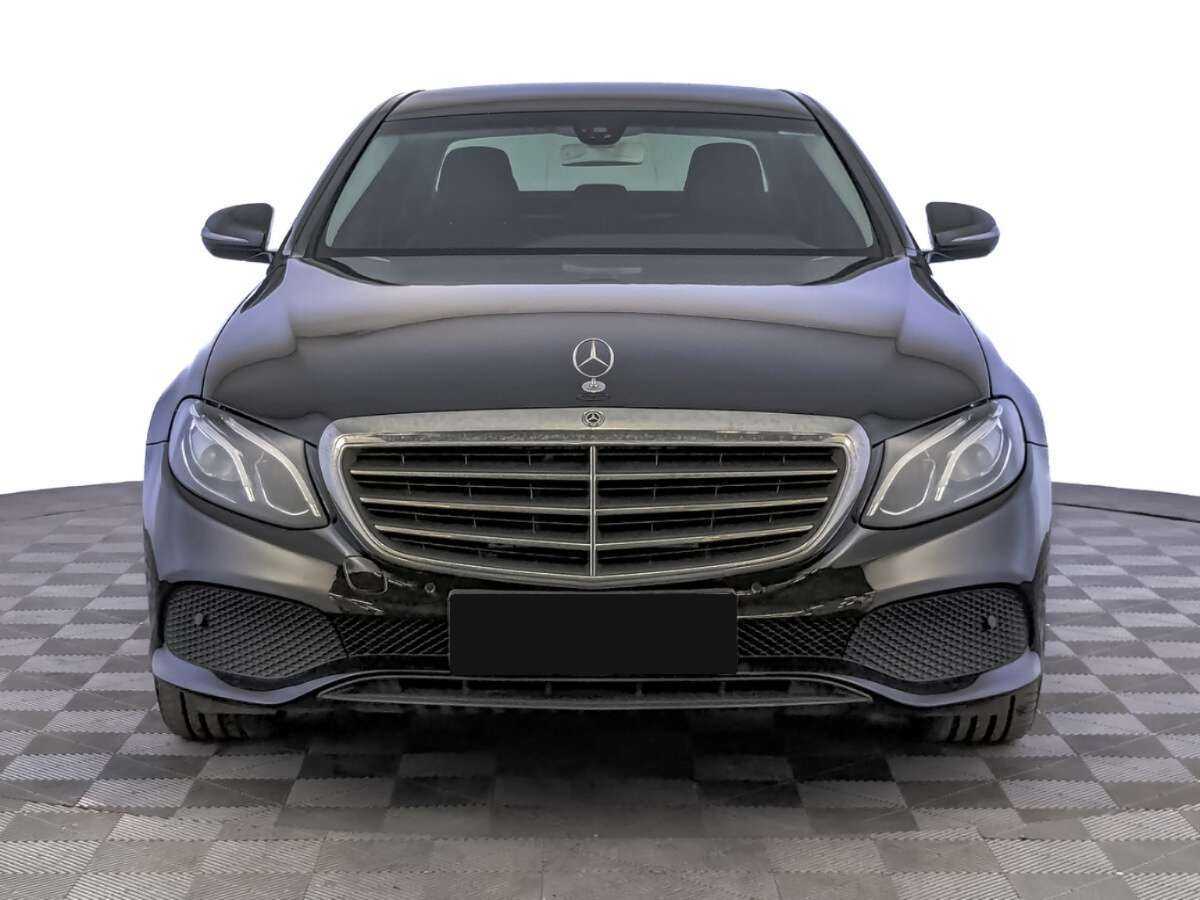 Mercedes-Benz E-Класс 200, 2018 Фото №2