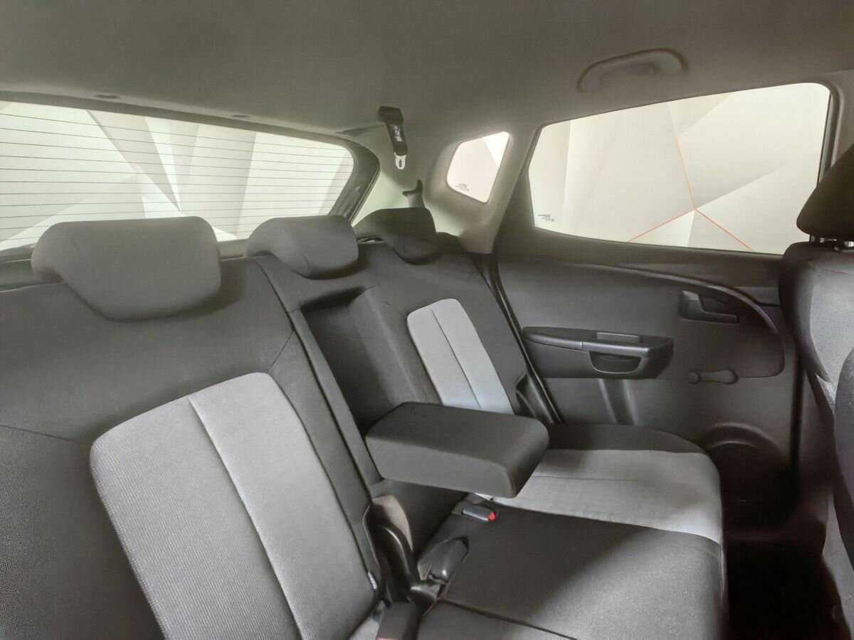 Kia Venga, 2015 Фото №13