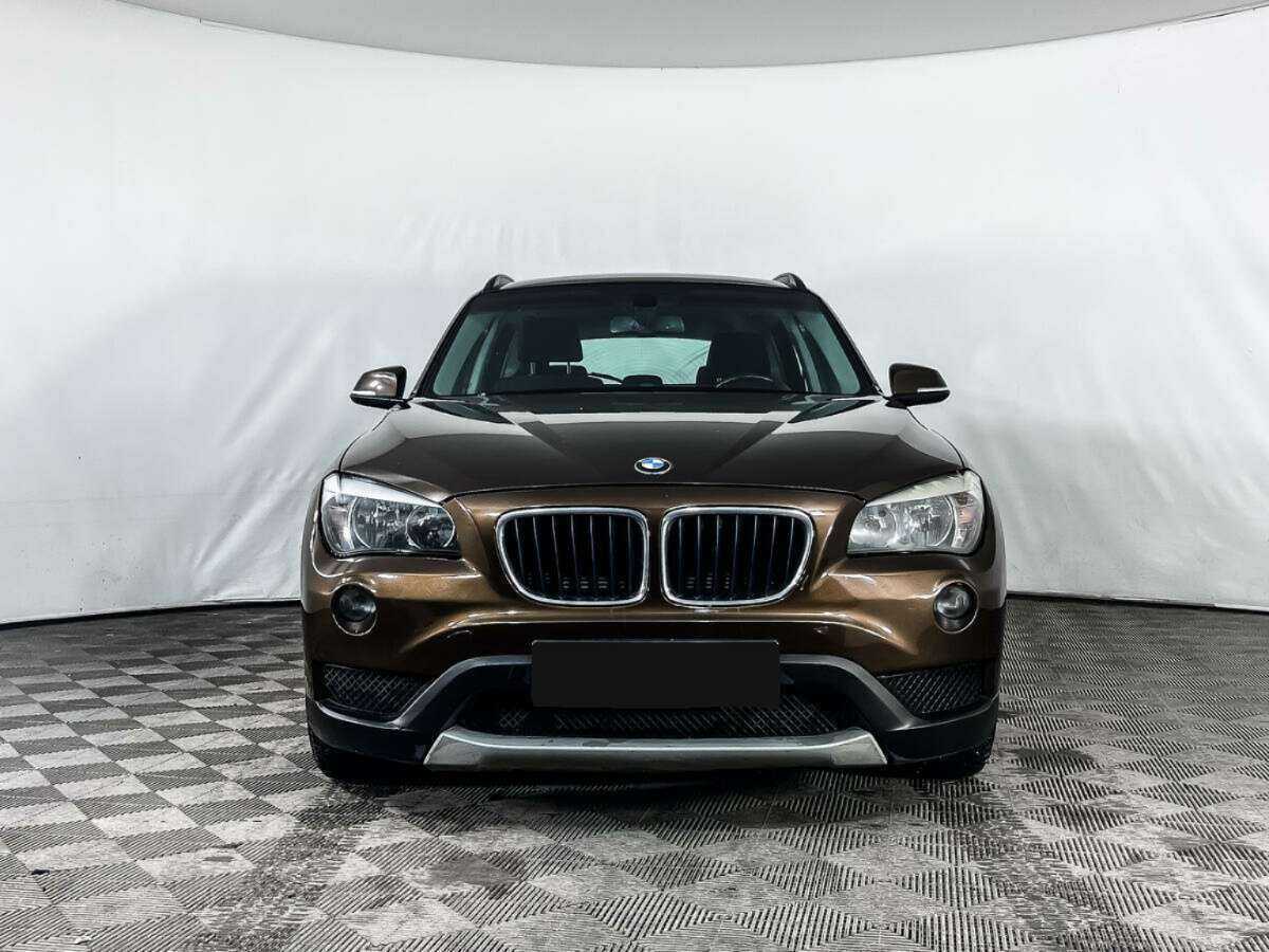 BMW X1 18i, 2013 Фото №2