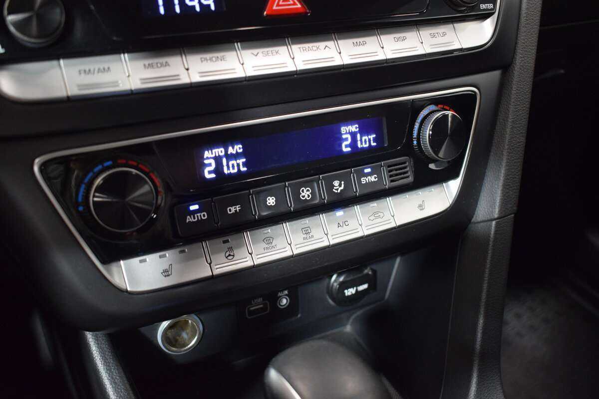 Hyundai Sonata, 2018 Фото №19